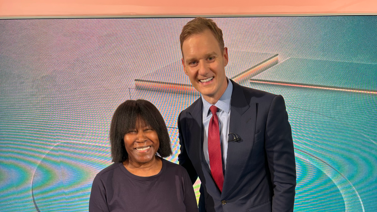 Joan Armatrading tweet media