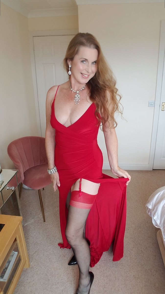 Sharon janney tweet media