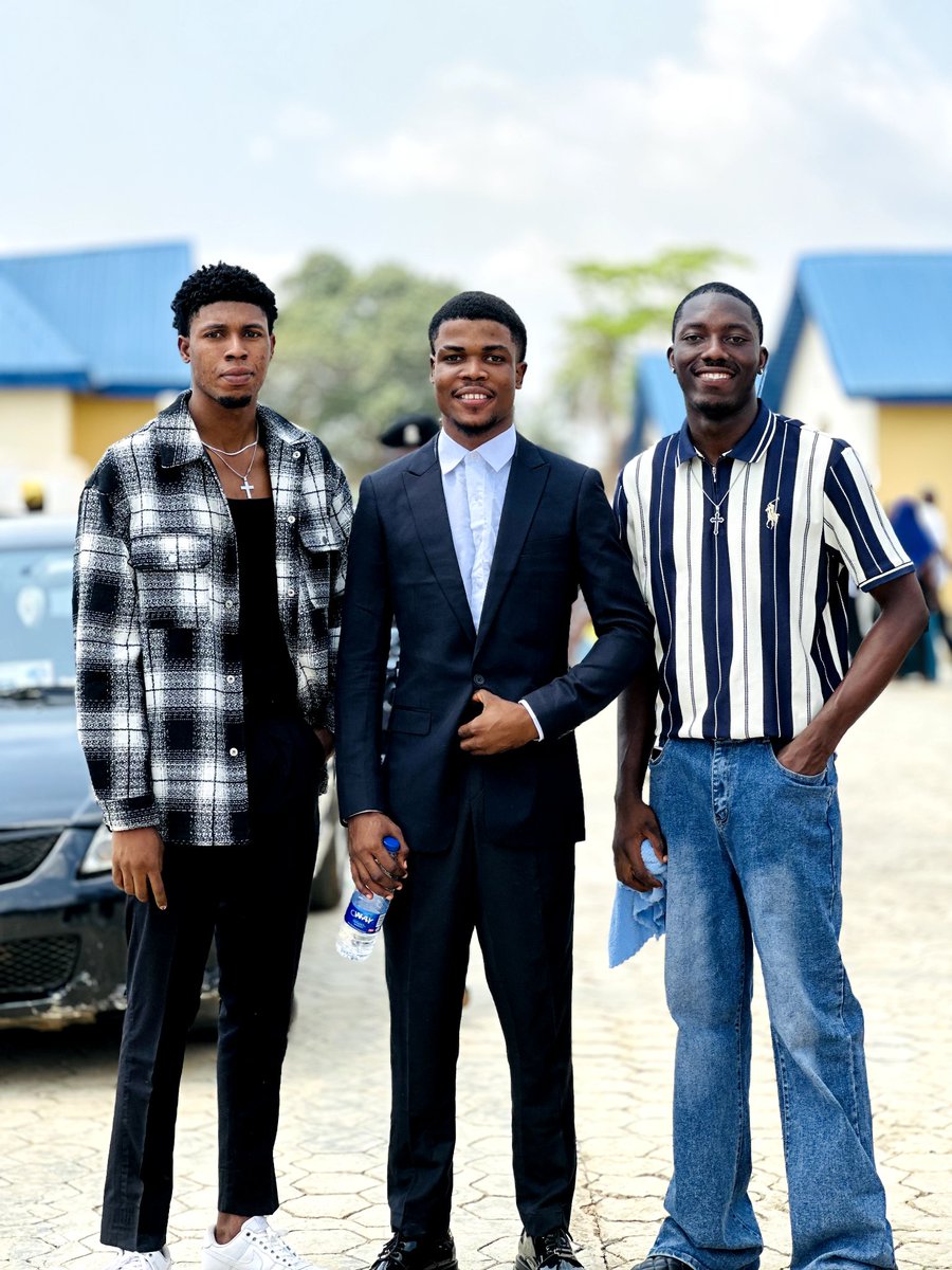 Atomcares08's tweet photo. THE 3 WISE MEN! https://t.co/m0GvuB9yAM