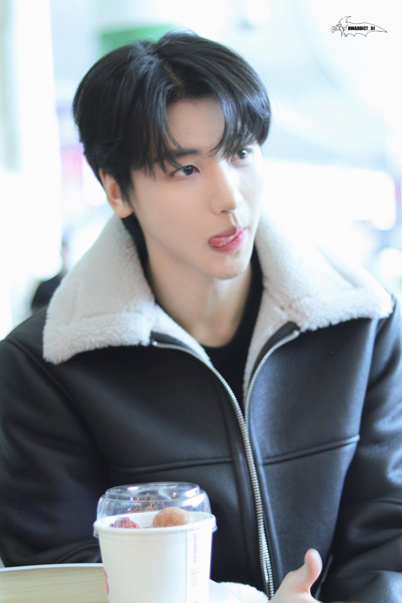 Hwaddict_51's tweet photo. 260124

😋

#YANGDONGHWA #양동화 #POLARIX https://t.co/lHYoUf1gqW