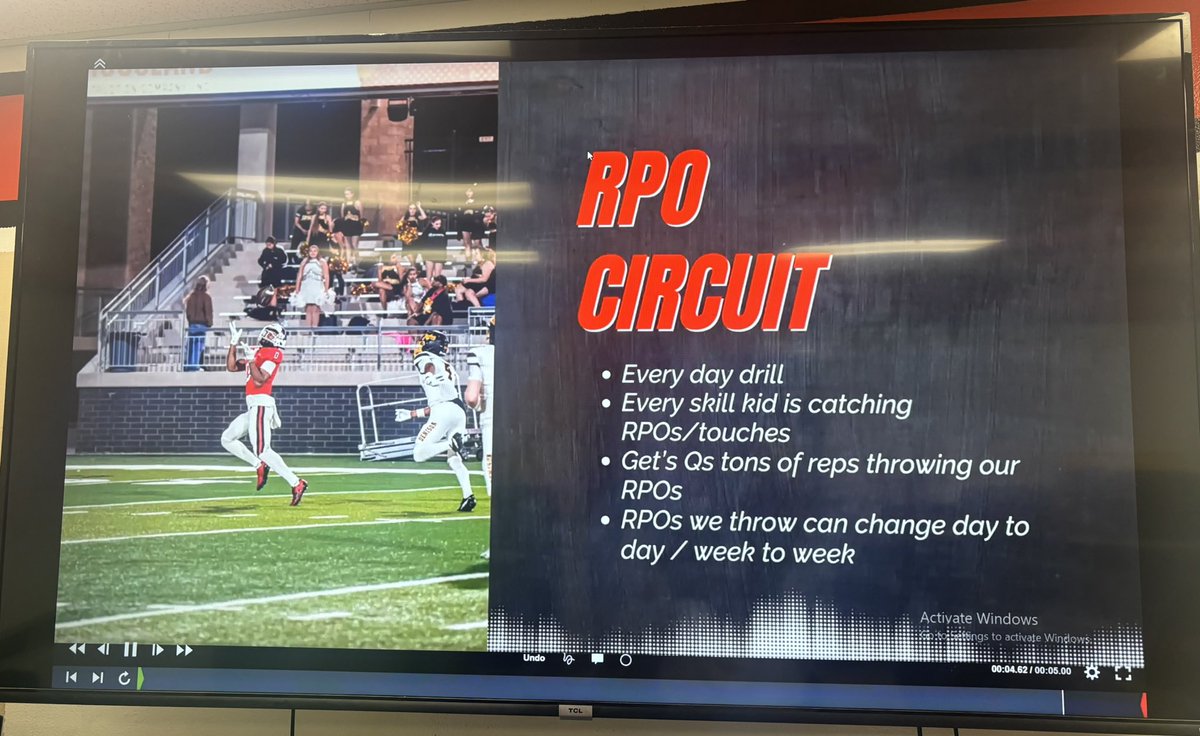 𝒞𝑜𝒶𝒸𝒽 𝐵𝑜𝒷𝒷𝓎 𝒜𝒸𝑜𝓈𝓉𝒶 tweet media