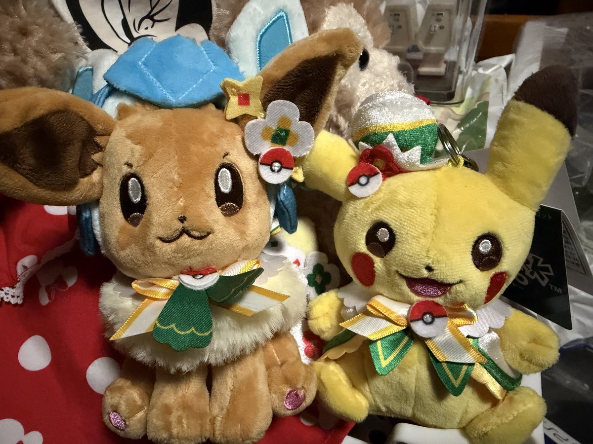 ポケパーク ピカブイのぬいば（イーブイにはグレイシアのカチューシャ