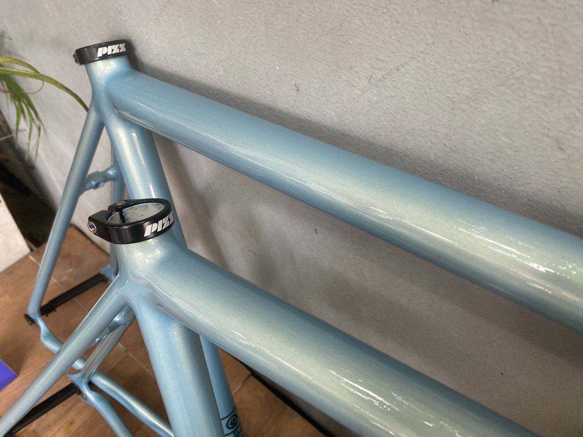 Pedagang Bekasi tweet media