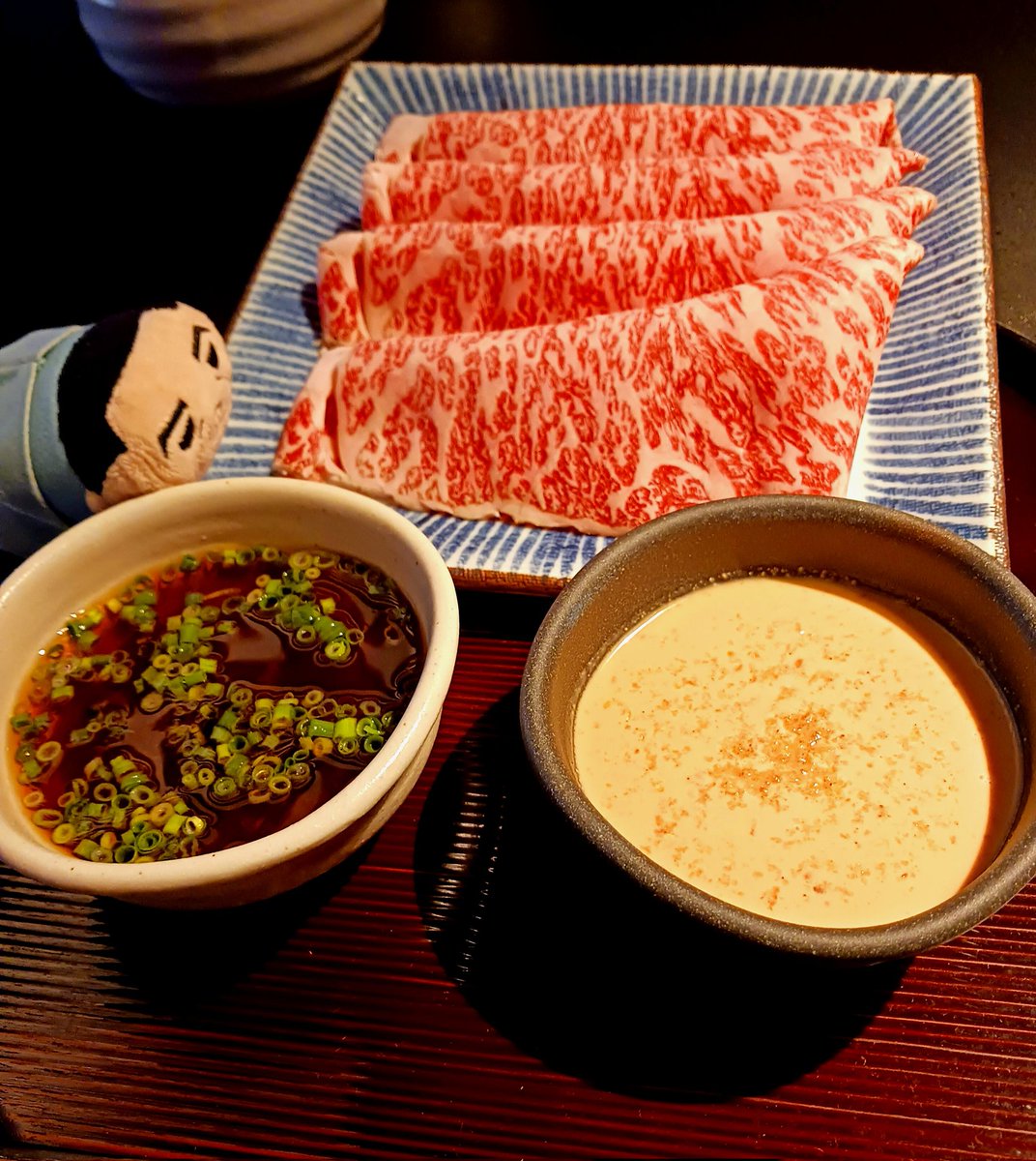 ｷｮｳﾊ ﾆﾝｹﾞﾝﾉ ｶｲｼｮｸﾆ ｵﾂｷｱｲﾀﾞﾖ

ﾅﾆｺﾚ?!  ｵﾆｸﾅﾉ?! ﾉﾙﾁ ｺﾝﾅｵﾆｸ ﾊｼﾞﾒﾃﾐﾀﾖ!!!!
人間も初めて見たよ

…ｵﾓﾁｶｴﾘ ﾃﾞｷﾙｶﾅ