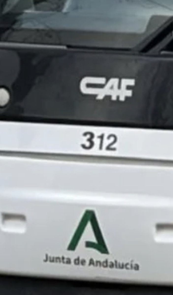 Descarrila el metro de Granada, cuyo mantenimiento depende de la Agencia de Obra Pública de la Junta de Andalucía PP 

Los trenes del PP también descarrilan, se esperan explicaciones inmediatas y dimisiones fulminantes