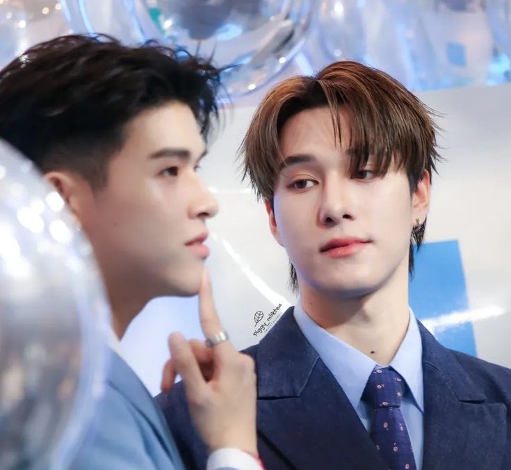 หล่อใช่ไหมล่ะ