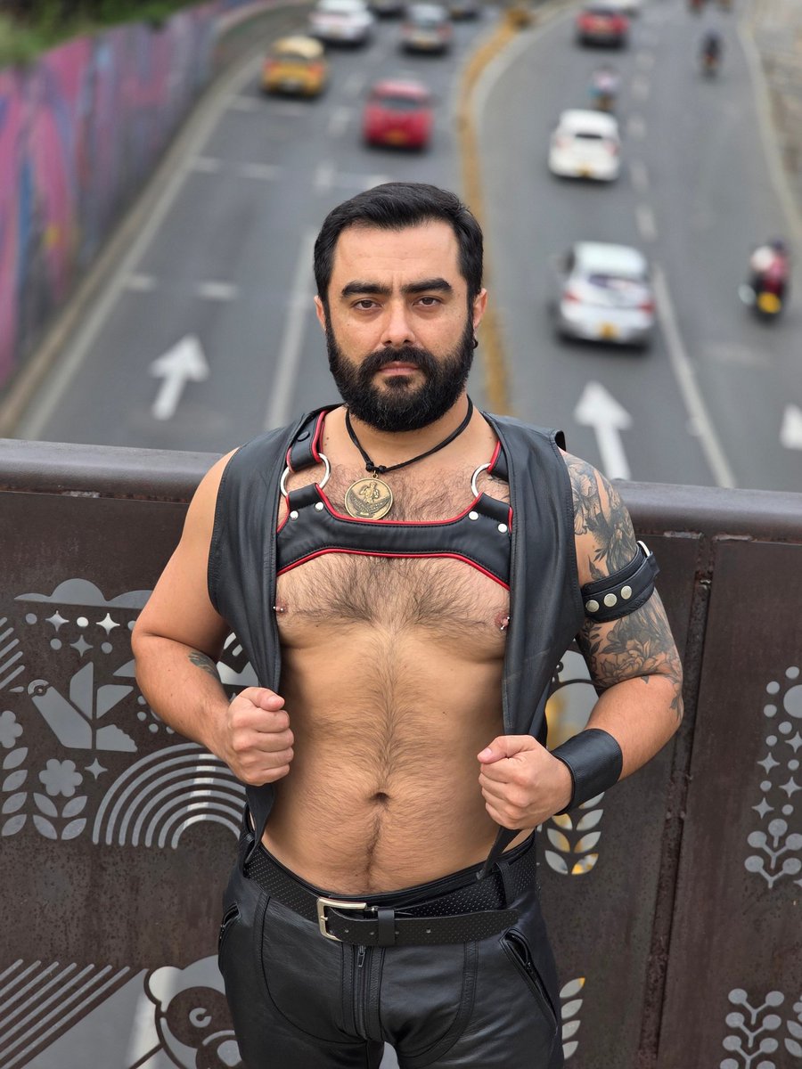 leathercali tweet media