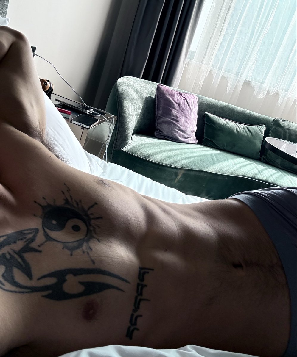 如何挽风 tweet media