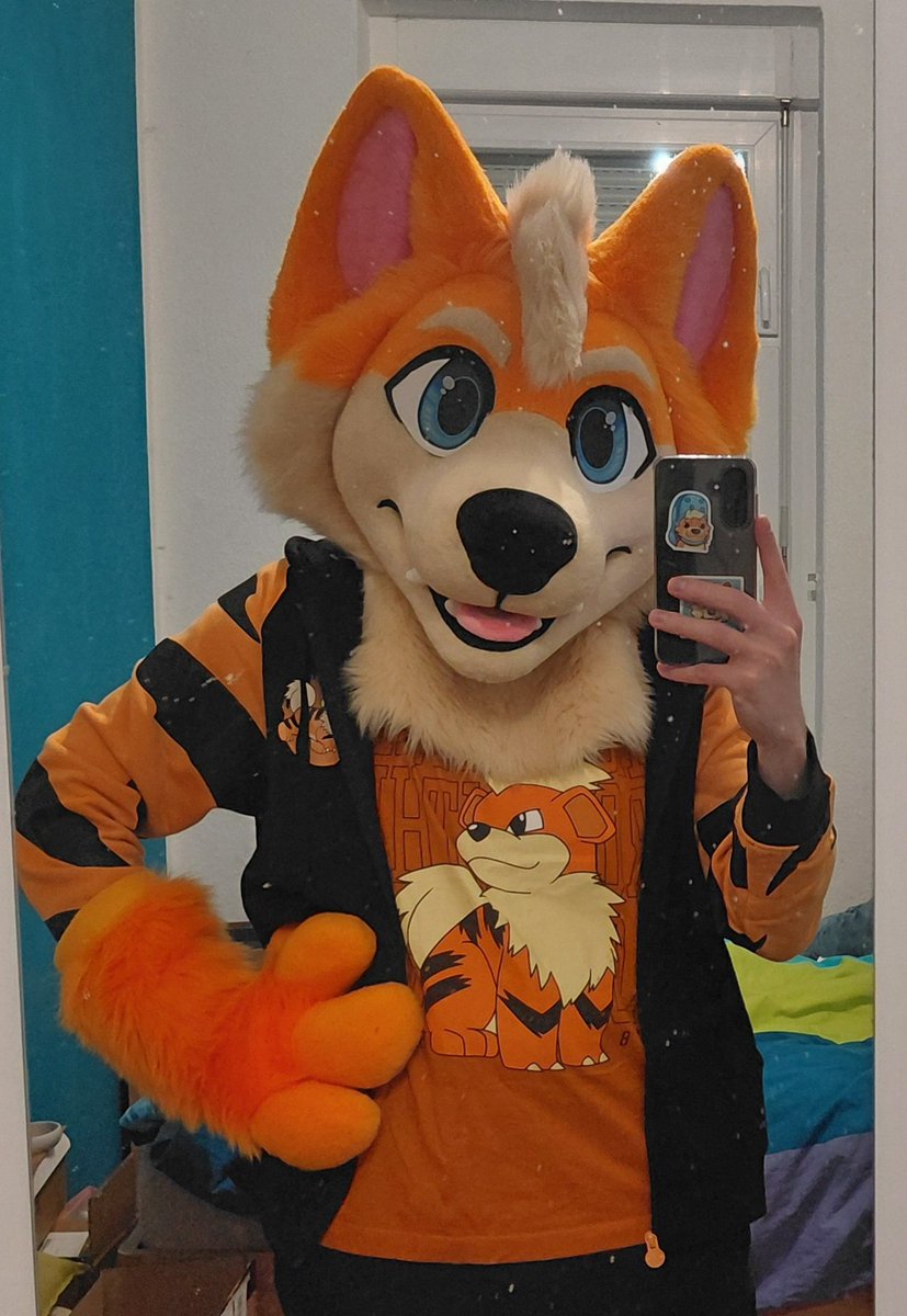 Aaron_Growlithe's tweet photo. FursuitFriday and how to find me at NFC next week :D

🧵: @fluffy_d3mon

#FursuitFriday #NordicFuzzCon #NFC2026 #furry https://t.co/Uh8mo9ShM7