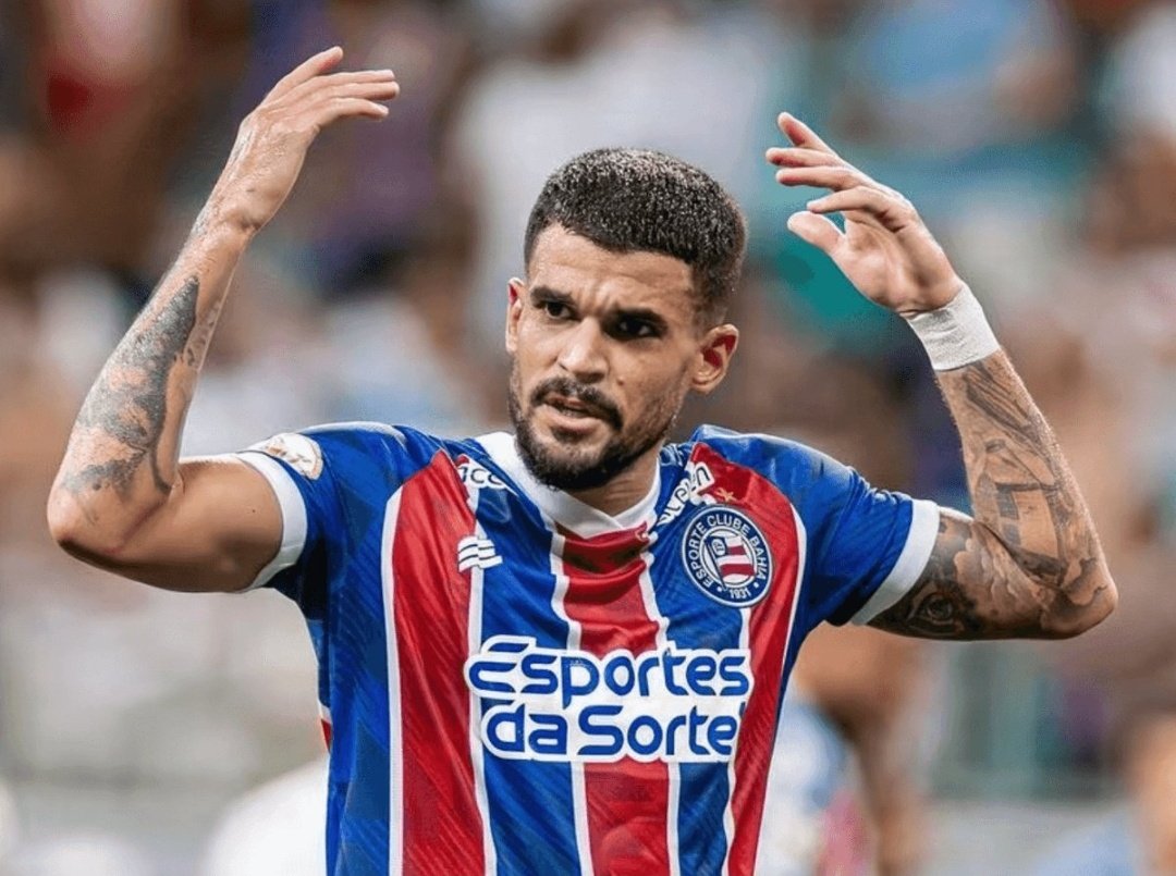 🚨 REPROVADO! 

O meia Cauly foi reprovado nos exames médicos do São Paulo por excesso de fimose. Jogador se recusou a operar no DM do clube e retorna para salvador esta tarde.