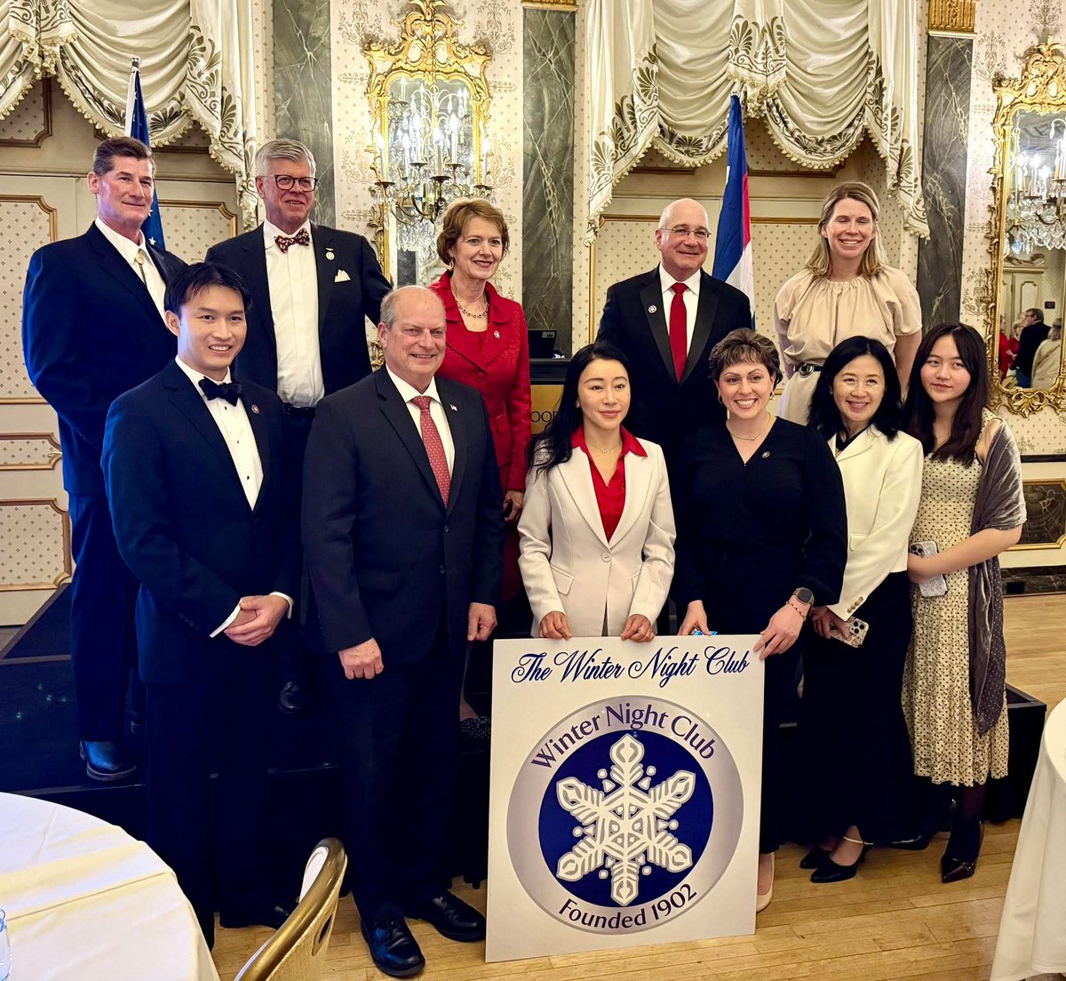StanVanderWerf's tweet photo. Last night the Winter Night Club hosted Director Huang (center front), a Diplomat from Taiwan. With about 100 in attendance at the Broadmoor, we had a great conversation about economic development, international relationships, and the challenging security posture of Taiwan. I have had a relationship with the Taiwan Denver office for years and was honored the Director accepted my invite to speak at our dinner. Taiwan is investing hundreds of billions into the US. I will continue working with the Director to bring some of that investment to Colorado Springs. My thanks to all who helped make this event a success!