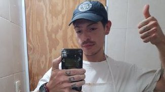 Es poco serio que un día estemos diciendo que el Gobierno del Javo es el mejor de la historia, y al otro día estén todos los pelotudos nuestros, pidiendo colectas porque no llegan a fin de mes. Es una cosa o la otra. Inútiles.