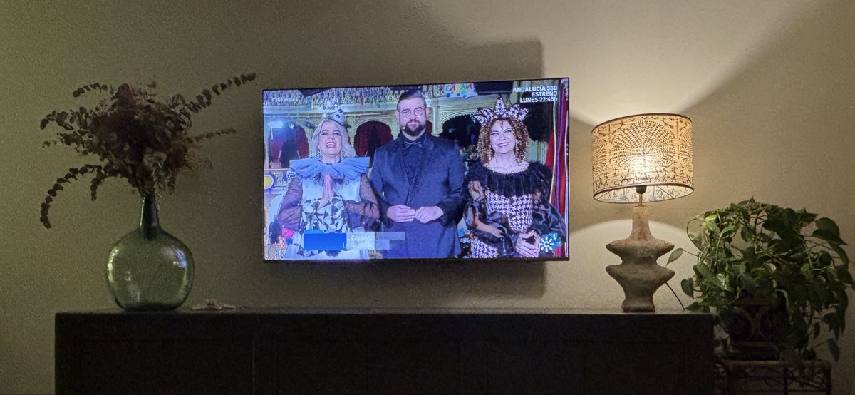 Ya preparado!! Estupenda final! Siempre con <a href="/_ManuSanchez_/">Manu Sánchez</a> <a href="/peichsantana/">paz santana</a> <a href="/Soco_Lopez/">Soco López</a> y todo el
equipo! <a href="/canalsur/">CanalSur</a> <a href="/CanalSurRadio/">Canal Sur Radio</a> #36Finales