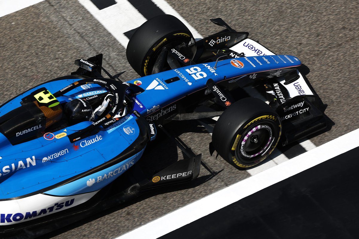 🇧🇭 Carlos Sainz acumula más de 200 vueltas en el primer test de Baréin.

👉carlossainz.es/carlos-sainz-t…

-
#CarlosSainz