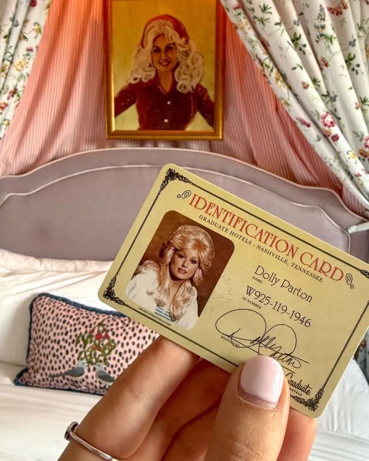 DollyPartofbd8's tweet image. My fan card is available send me a direct message now to get yours