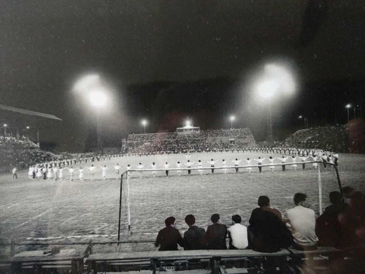 CapXAvall's tweet photo. 📆 L’1 de gener de 1919 es va inaugurar el Camp d’Esports de Lleida, casa del @LleidaCF i icona esportiva de la Terraferma, una terra humil i futbolera. 

🔝És l’estadi més antic del futbol català i el 3er més antic d’Espanya (1r. El Molinón, 2n. El Rubial).

…Obrim fil ⬇️ https://t.co/nFj12kDipe