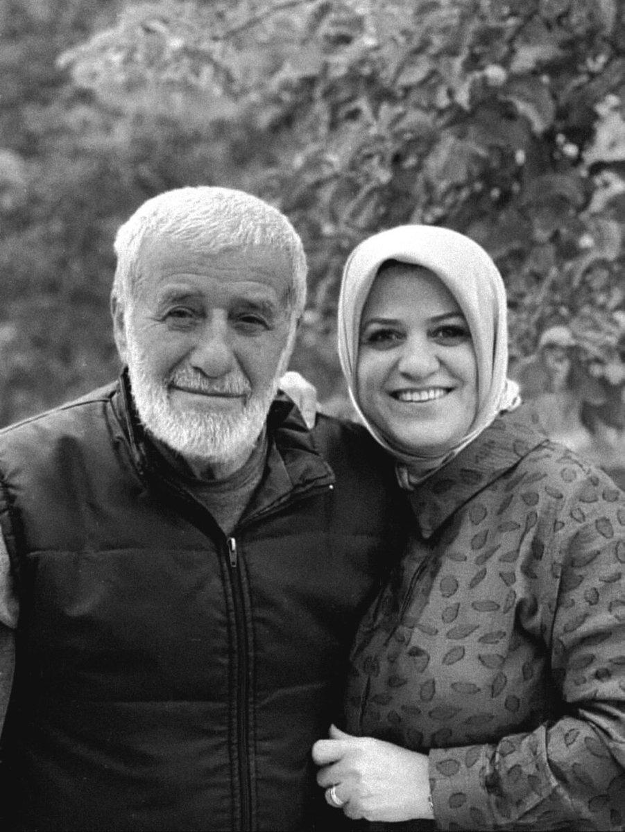 EpcimCuneyt's tweet photo. Değerli büyüğümüzün vefatı bizleri derinden üzmüştür. Merhuma Allah'tan rahmet, sizlere metanet dilerim.

Acı kaybınız için en içten taziyelerimi sunarım.
Başınız sağolsun.
@aysesula https://t.co/jgeuE9fzdv