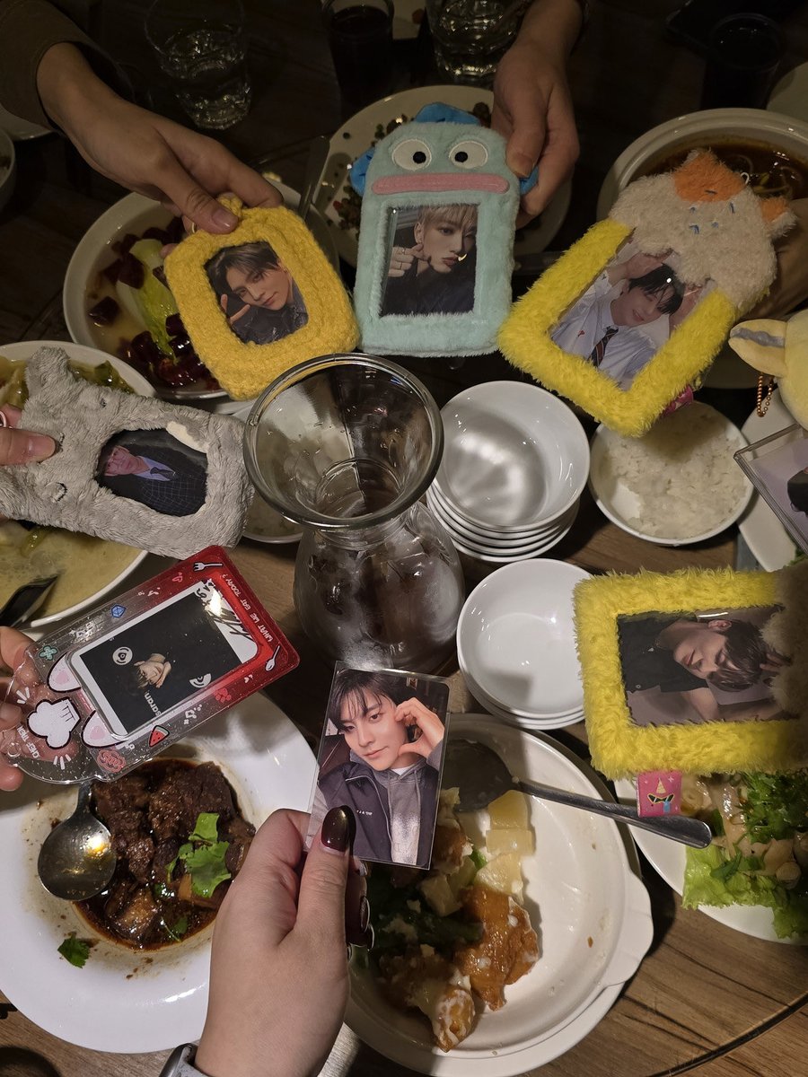 vvs_yoonsa9696's tweet photo. @VannerOfficial @Mintcat_VVS @NC_vvs 삐놀 X 배너 7주년 기념 in 대만🇹🇼
너무 재밌었고 너무 만족했던 하루였다💙
@小nc @fuyune https://t.co/KODZpTAErB