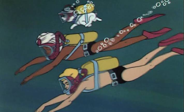 Show starts at 3! 🤿