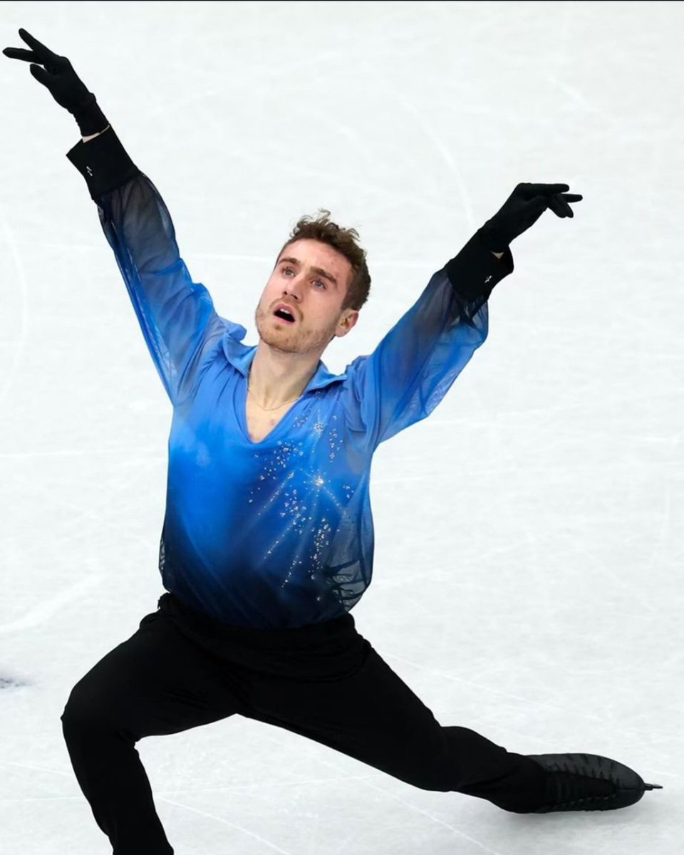 ftmrg_'s tweet photo. Forza principini bellissimi, ci avete emozionato già una volta noi ci crediamo spaccate tutto💙💙💙 #figureskating #Olimpiadilnvernali2026 #MatteoRizzo #DanielGrassl https://t.co/6kjFp89uaS