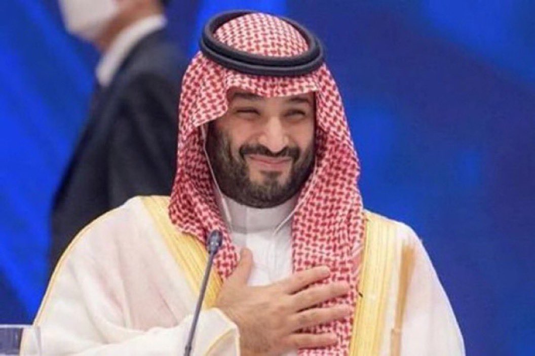 “ابتسامة تُدار بها الأوطان بثقة.”

#الزعيم_المجدد
#محمد_بن_سلمان