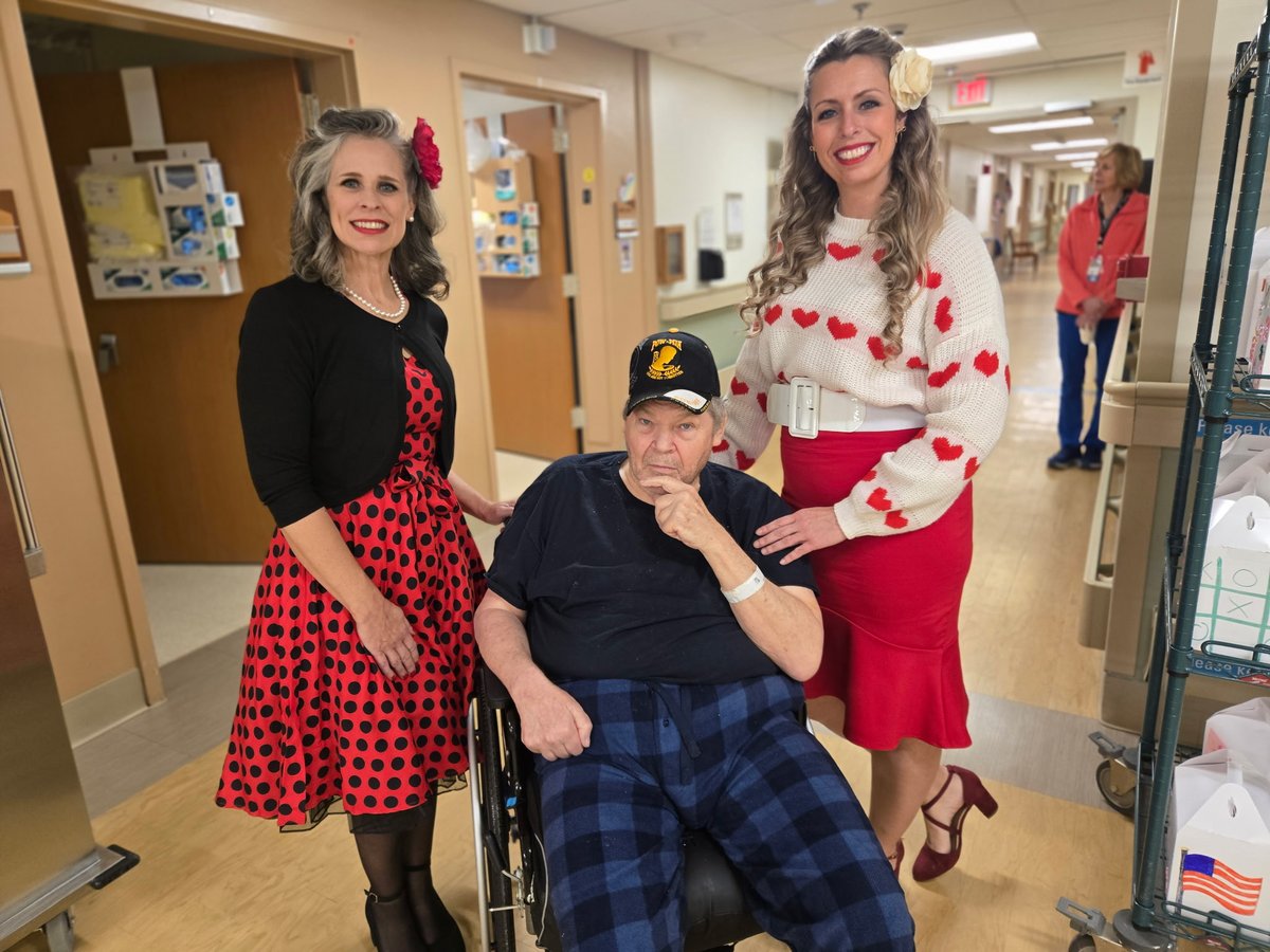 Pin-Ups For Vets tweet media