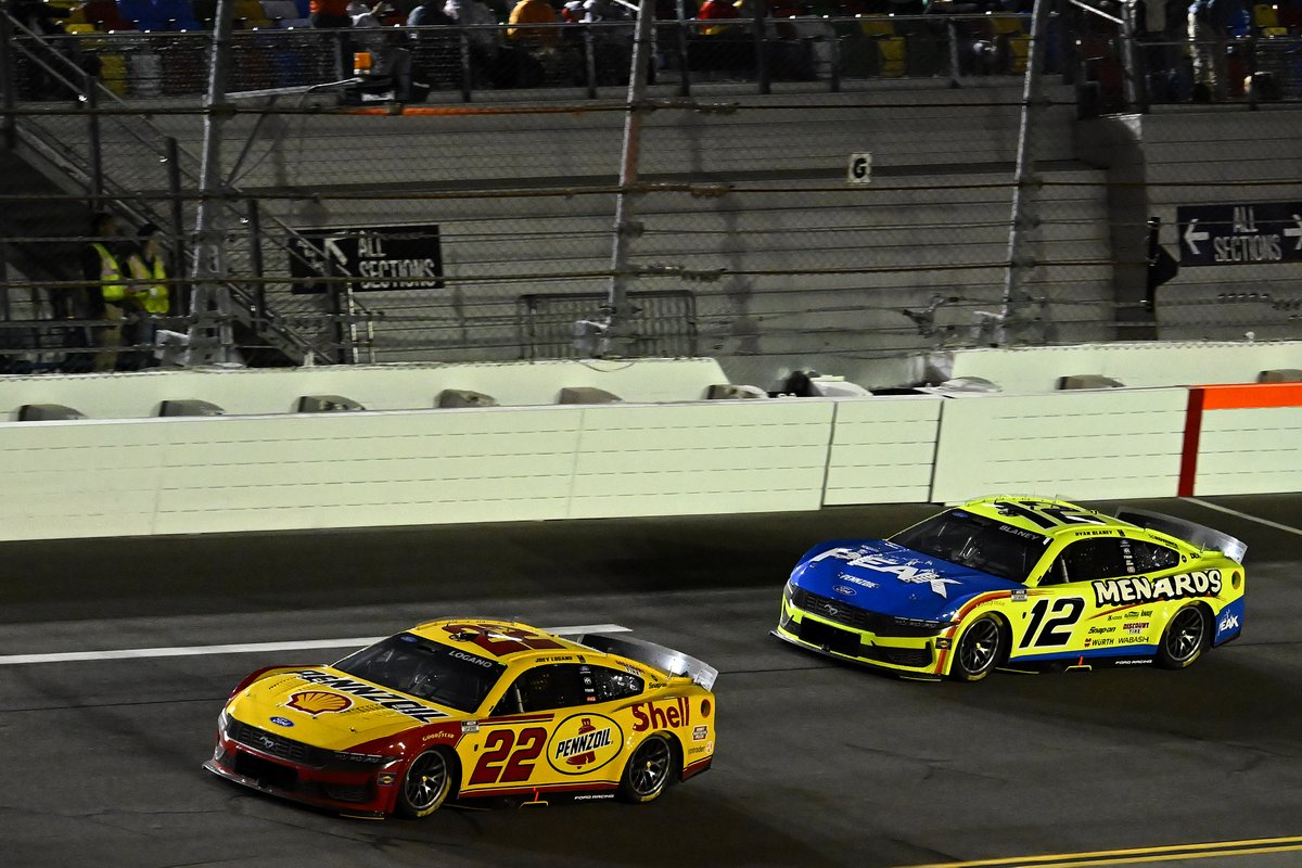 Pennzoil tweet media