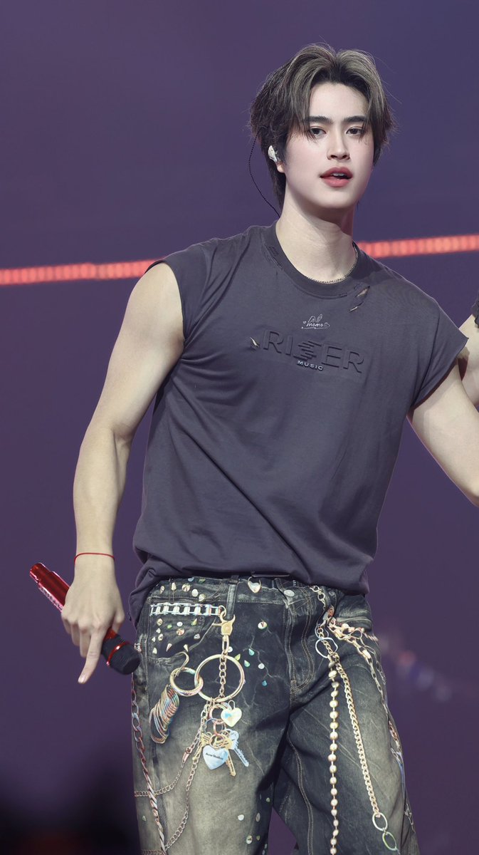 momo_ning tweet media