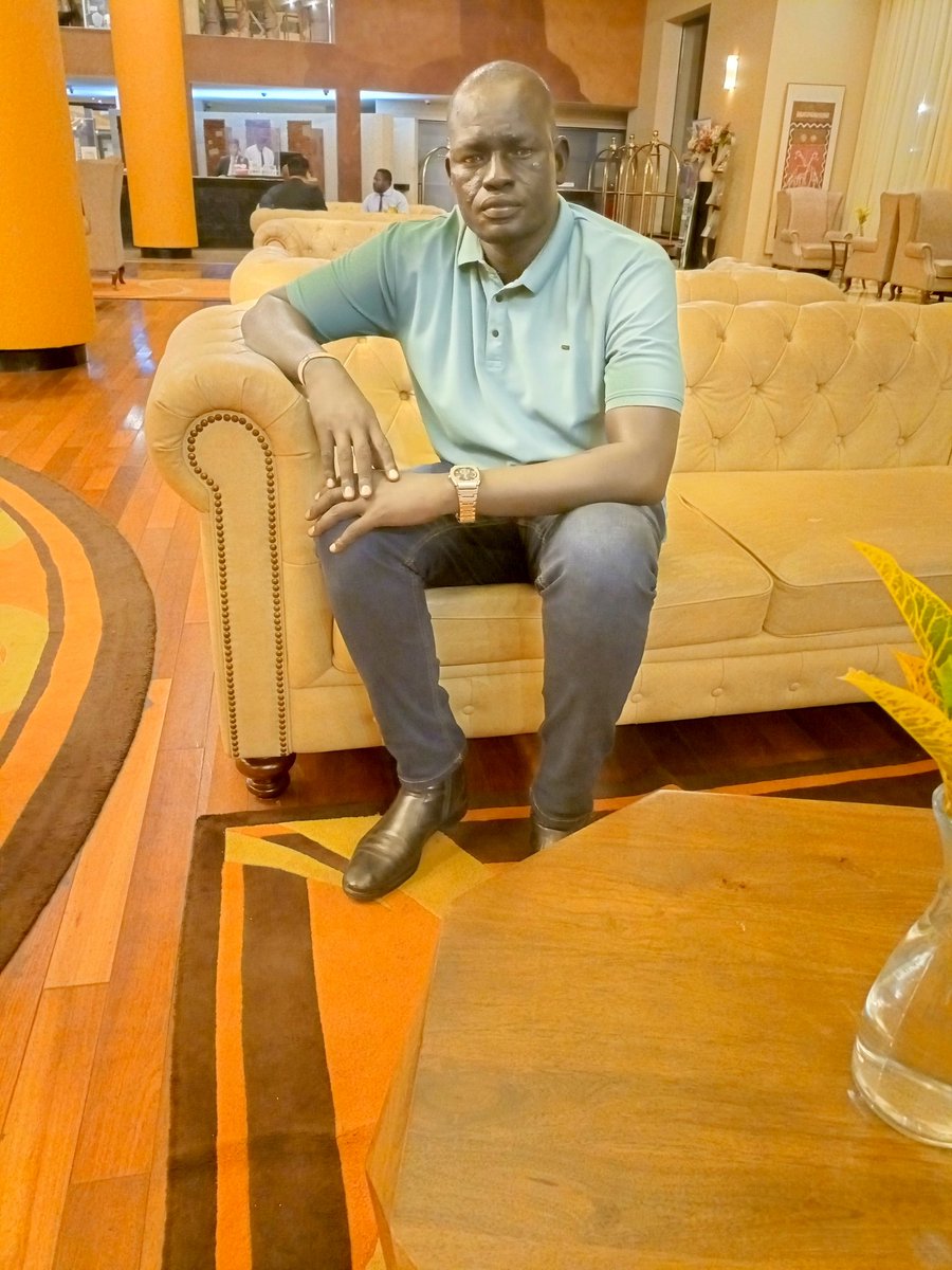 Chiteng_A's tweet photo. ™🦅 
Dear pals , who are struggling in life 🧬. Don't stop pushing harder, because one day you will thank the version in you that never gives up. 

Let's the struggle continues 🙏 

#Amani Kwa wote 🍀 https://t.co/imlMtuOEYU