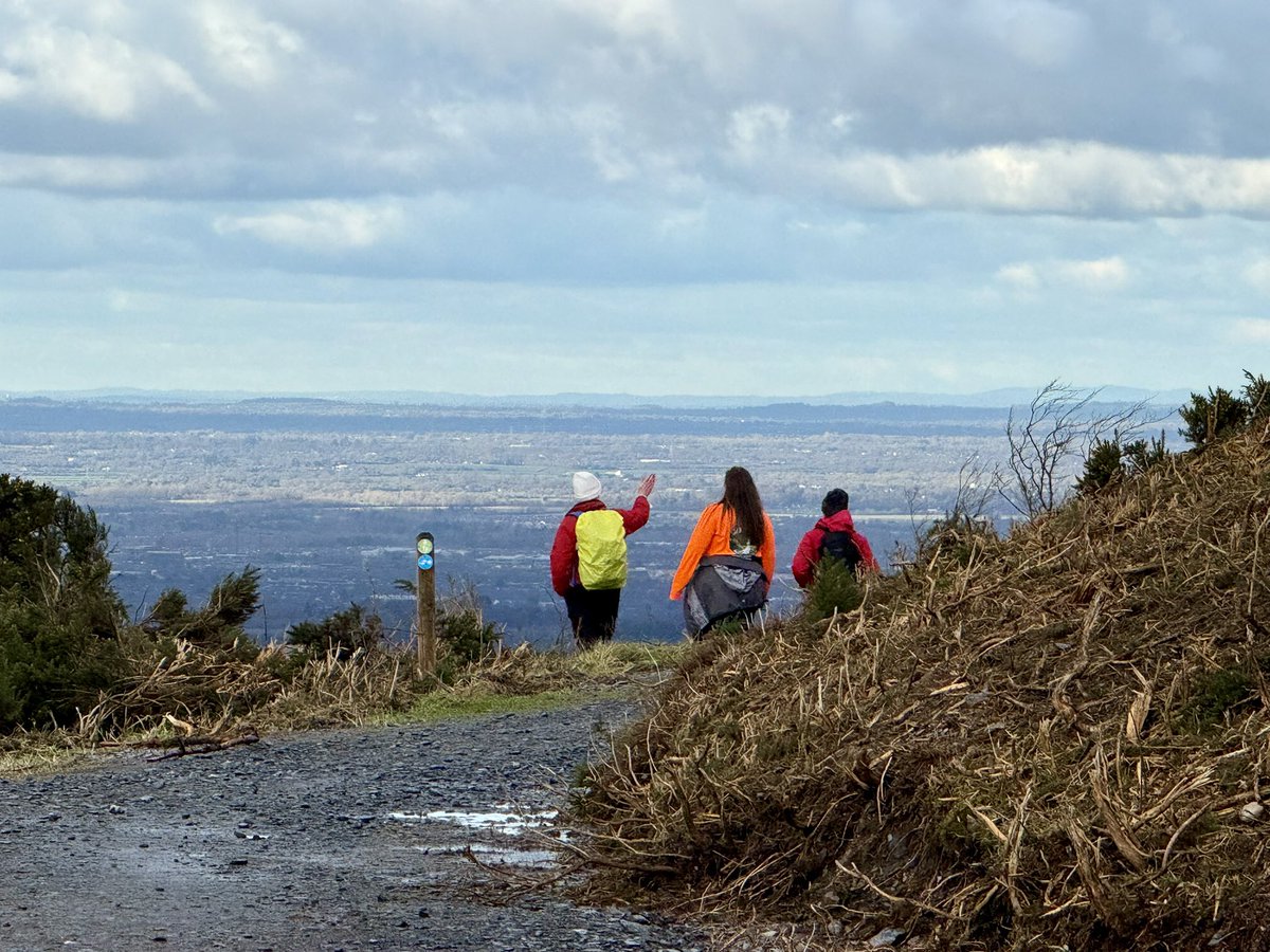 SavetheHellfire's tweet photo. Evening light from Montpelier Hill #FridayThe13th #weathet #Dublin #ThePhotoHour https://t.co/ywUOnB9M05