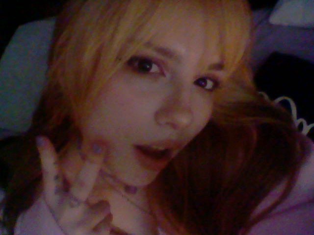 D3VILM4YCRY's tweet image. nintendo 2ds selfies #swag