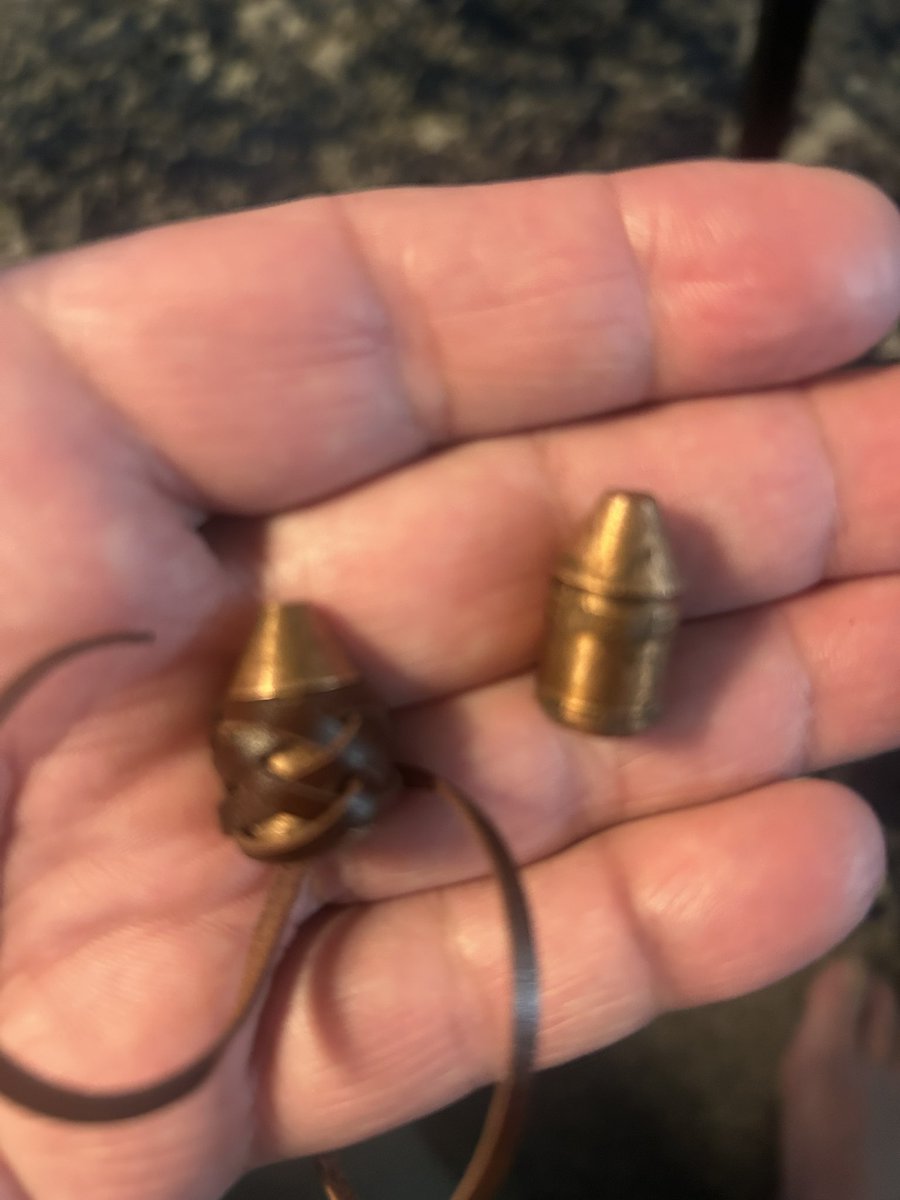 If only I could figure out how to make a “Buffalo Down” keychain. 😕