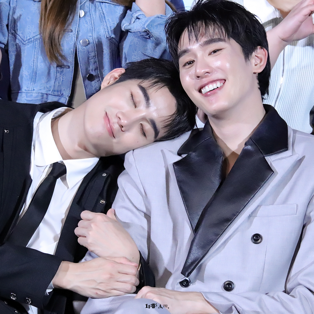 น้องแอร์ฟ้อดกับน้องลูกบุ๊คนิ 👼👼

FORCEBOOK MOS FINAL EP 
#MelodyOfSecretsFinalEP