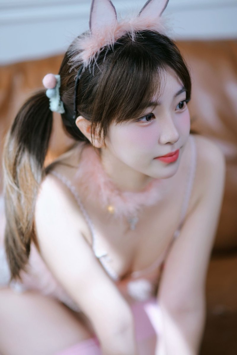 wnzi1318861's tweet photo. 情人节限定图 https://t.co/QZkZlUXdAp