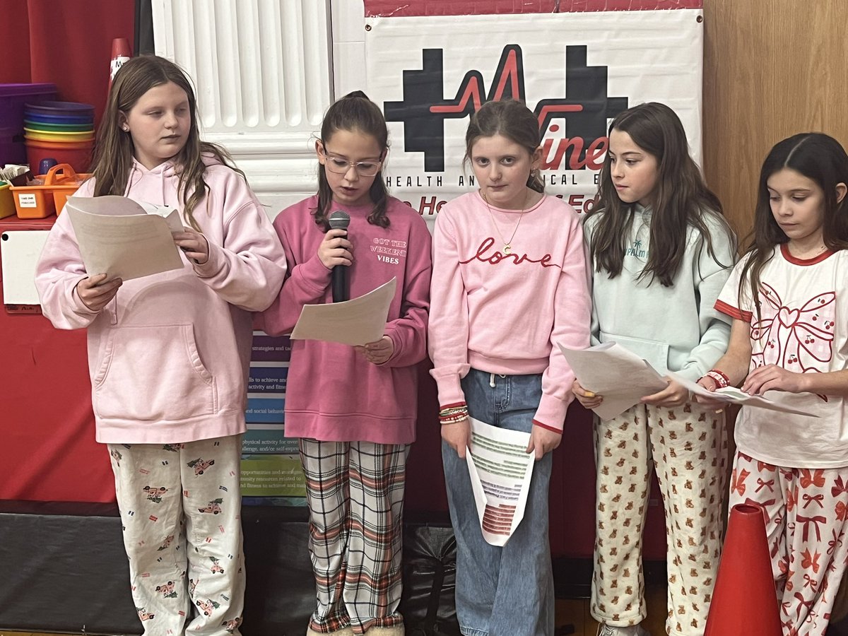 Mineola UFSD tweet media