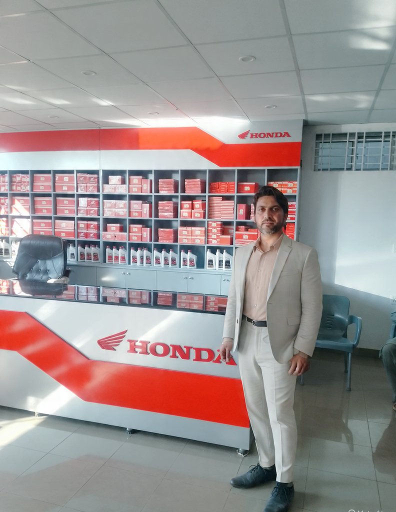 Asif hasrat tweet media