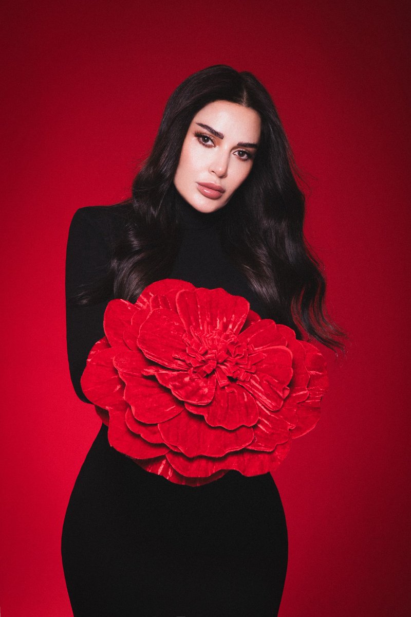 CyrineAbdlNour's tweet photo. مع حبي 
#سيرين_عبدالنور ♥️🌹💋
#HappyValentinesDay https://t.co/fpzWpOdUrp