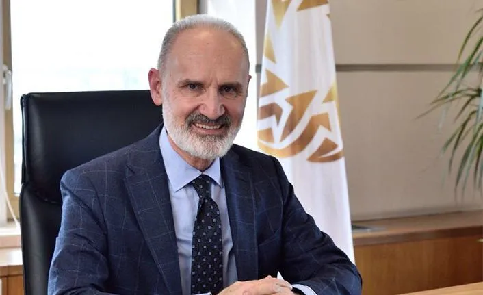 Ayakkabı kötü koku yaptıysa:

• 2 yıl hakkınız var
• Hakem Heyeti ücretsiz
• Satıcı “kullanılmış” diyerek kaçamaz

Bunu bilin ve yenisini TALEP EDİN.

Öyle mi Şekip Bey?

Hakkını bilmeyen kaybeder.
RT edin, herkes öğrensin.