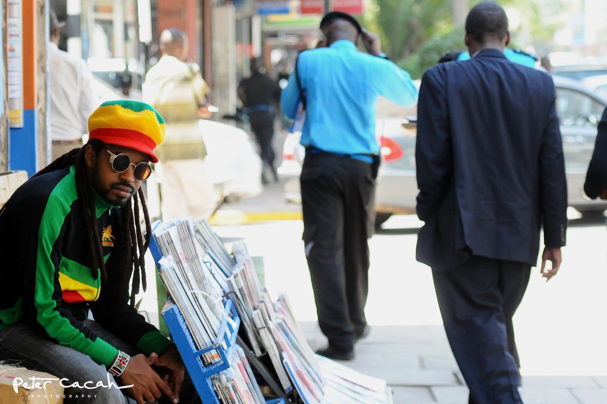 bonifacemwangi's tweet image. Many, many years ago, I was part of a radio breakfast show at Hot 96 and Ghetto Radio FM! Ras Bonnie was my show’s promo pic, been there, done that!  #WorldRadioDay, #RadioDay, #InternationalRadioDay