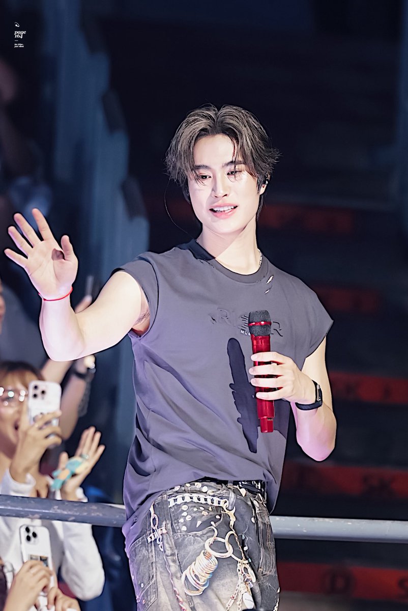 ไม่ว่าจะพาร์ทไหน ไม่ว่าจะทำอะไร พี่ยินดีกับเจมีไนน์เสมอเลยนะ 🥺💘 ภูมิใจในตัวเองเยอะๆเหมือนที่พี่ก็ภูมิใจในตัวเจมเหมือนกัน ✨

THE FIRST RISE WITH GEMINI 
#RISERCONCERTD1
#Gemini_NT #เจมีไนน์