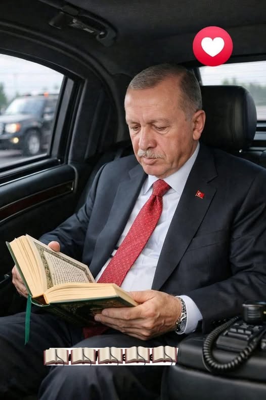 <a href="/RTErdogan/">Recep Tayyip Erdoğan</a> EYY HUZURUMUZU BOZMAYI ALŞKANLIK EDEN KENDİNİ BİLMEZLER HAK EDENE HADDİNİ BİDİRMEKTE 130 FAKİRİ GİYDİRMEK KADAR SEVAB İMZA HZ. ALİ K.V MİZ O NE DERSE UYANLARIZ🇹🇷🇵🇸