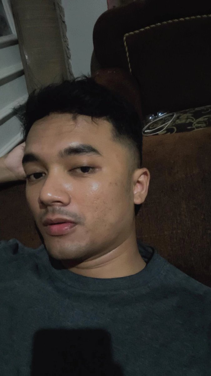 BennnSoloo's tweet image. Bodo amat lah sticker2an keluarga jg udh tau 😭🤌