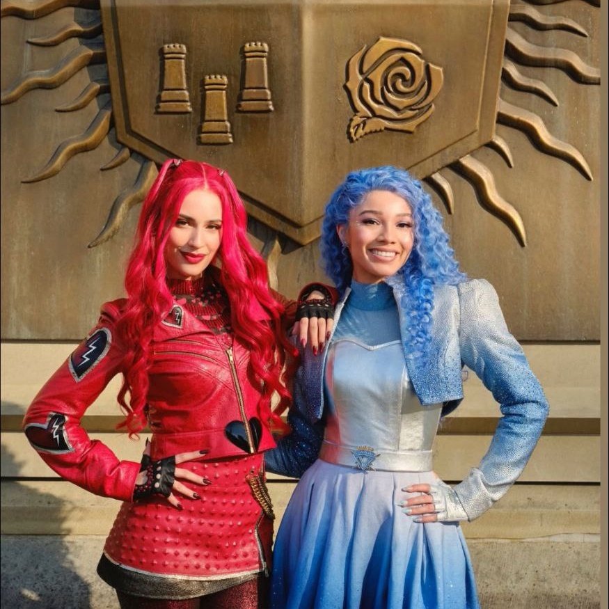 RUMOR: As novas bonecas de Descendentes: Wicked Wonderland serão reveladas essa semana na New York Toy Fair.