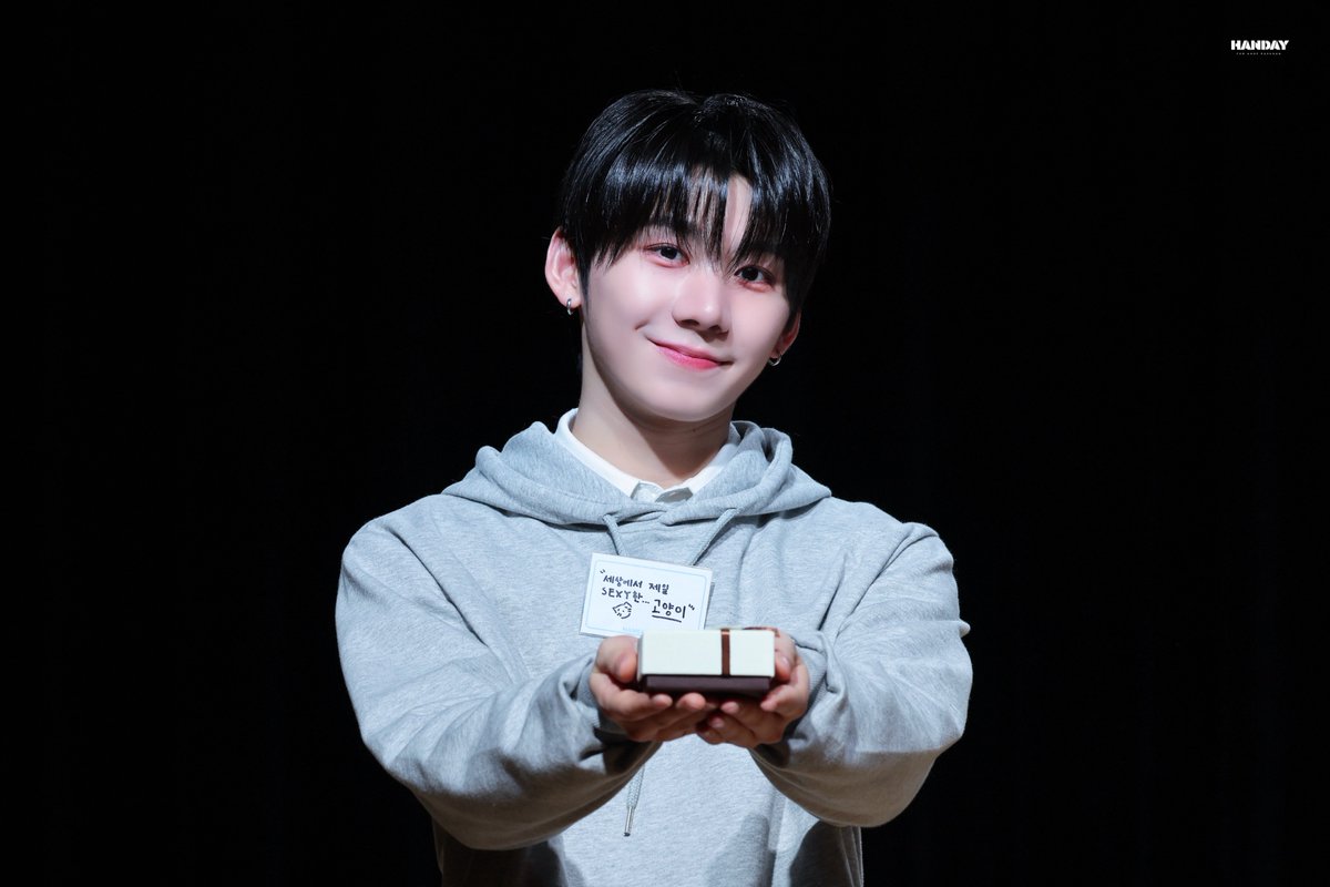 HANDAY tweet media