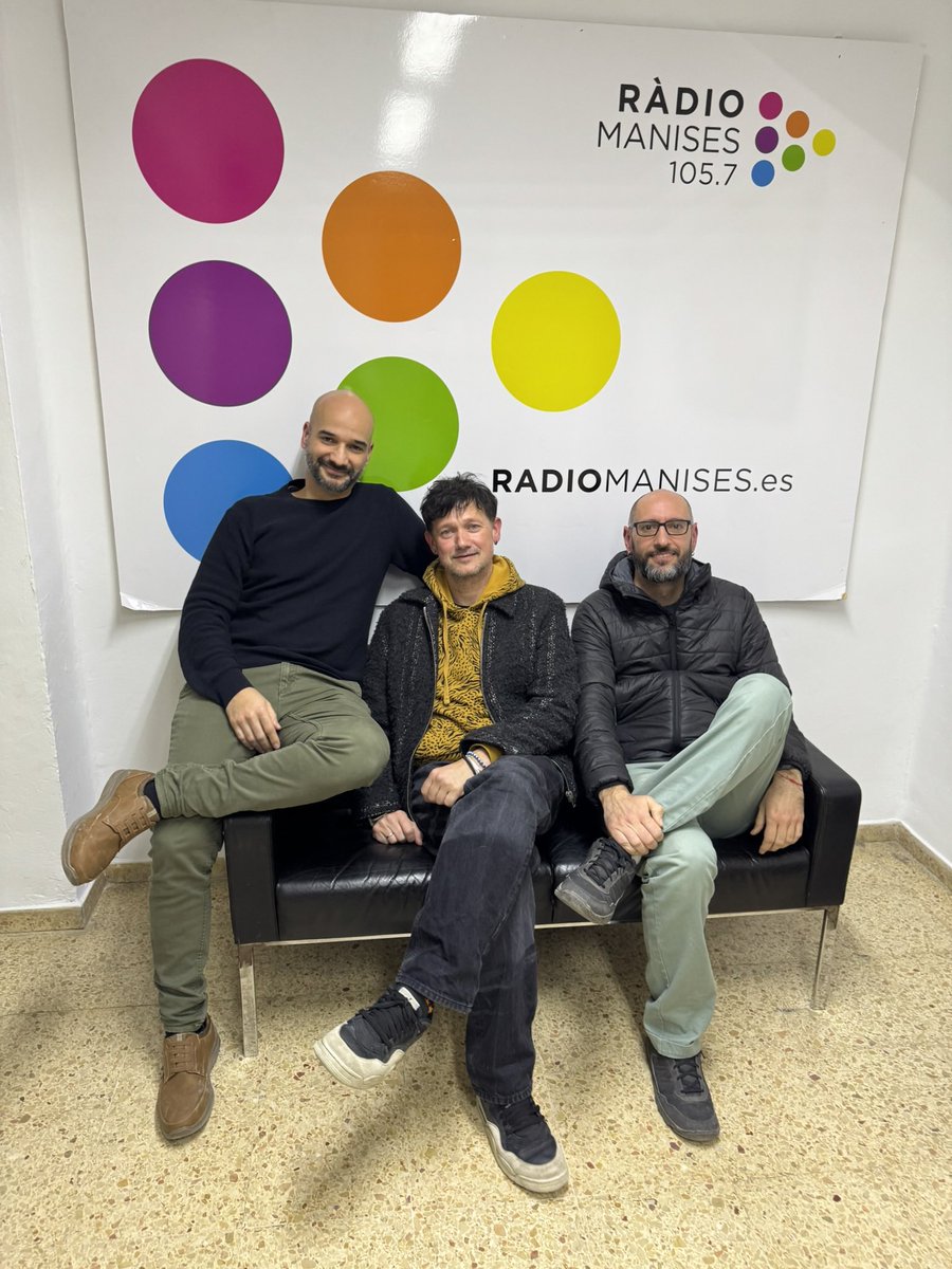 Six to Fix tweet media