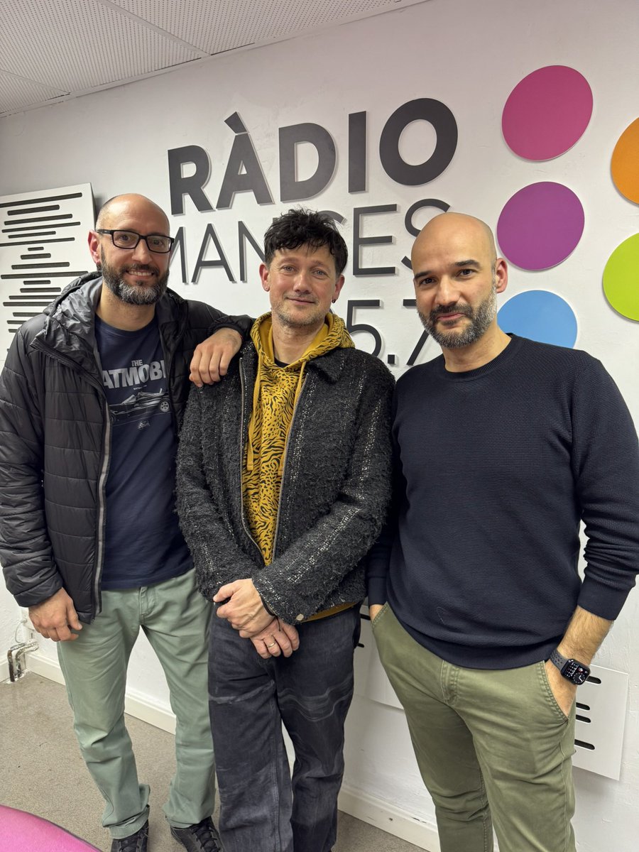 Six to Fix tweet media