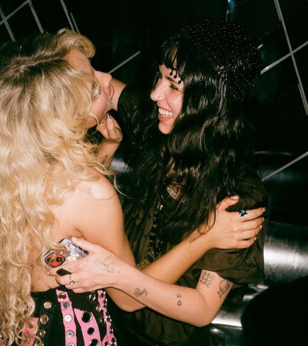 Sabrina Carpenter &amp; Clairo