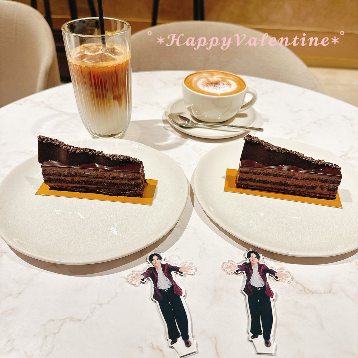 |   ∧🎀∧
| (⸝⸝•ω•⸝⸝) 💭
|  o 🍫 o
|   u―u
￣￣￣￣
♡°*𝓗𝓪𝓹𝓹𝔂𝓥𝓪𝓵𝓮𝓷𝓽𝓲𝓷𝓮*°♡