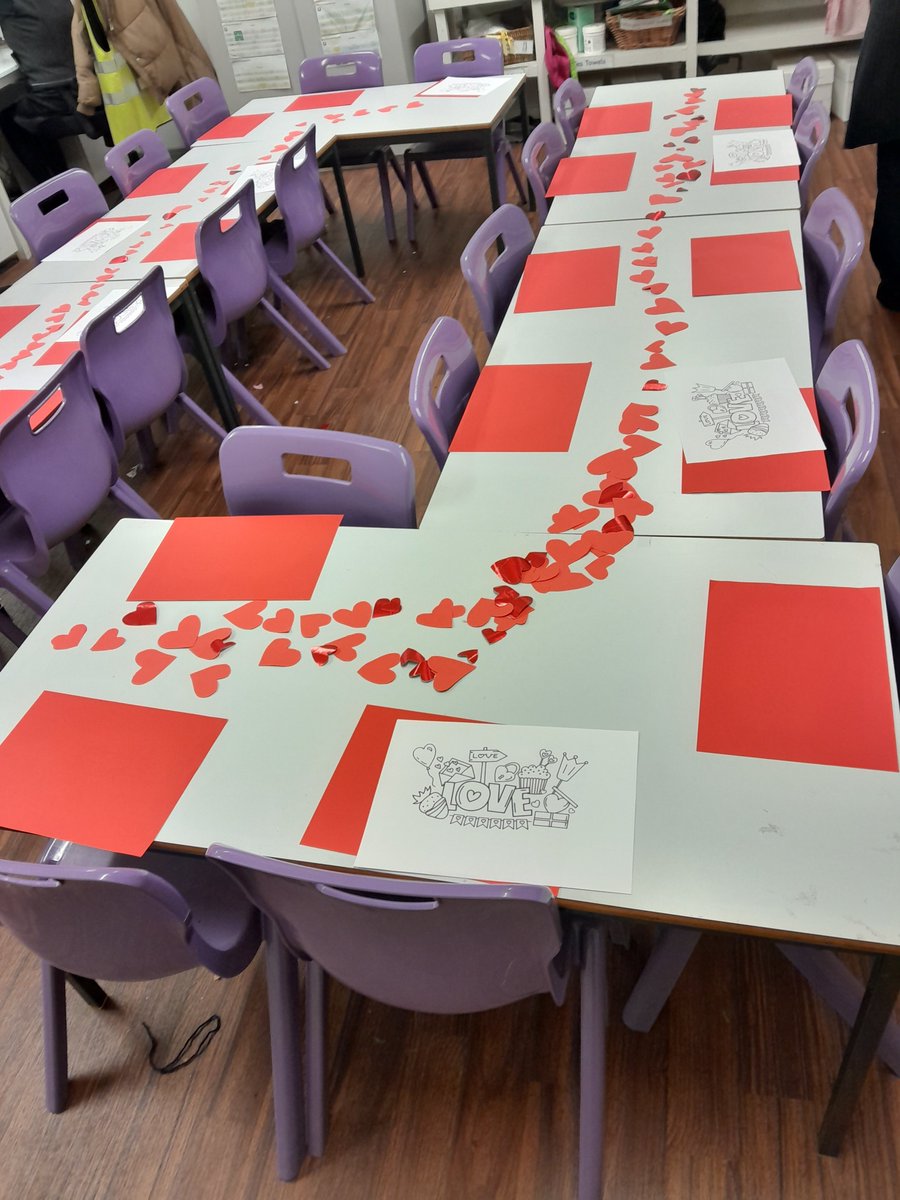 KPS_OOSC's tweet photo. Valentines Day  has arrived early in the Out Of School Club 😍 @KingsPriory https://t.co/sMhG7Z5C5o