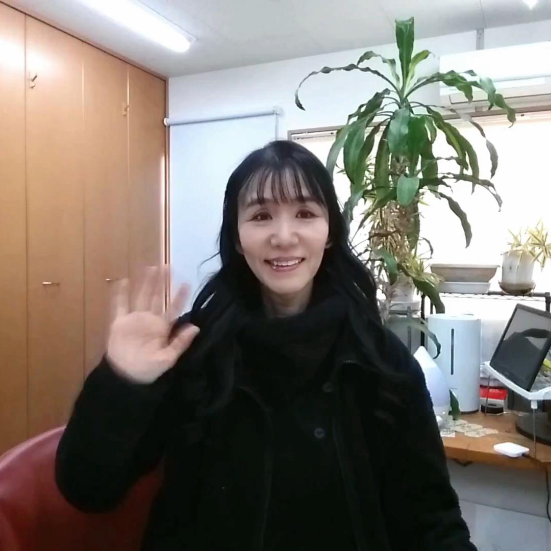 今年はまだ花粉のアレルギーが出ないんだけど～免疫力アップしたのかなぁ？健康オタクな私は毎日オリジナルMIXドリンク飲んでるお蔭なのか～？オイル類？
仕事柄なのか～何でもオリジナルで調合したがる節があるｗ(笑)😷😋